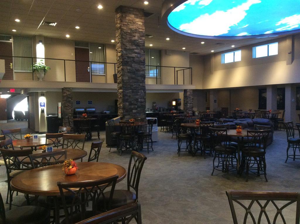 Boarders Inn & Suites By Cobblestone Hotels - Grand Island Exterior foto