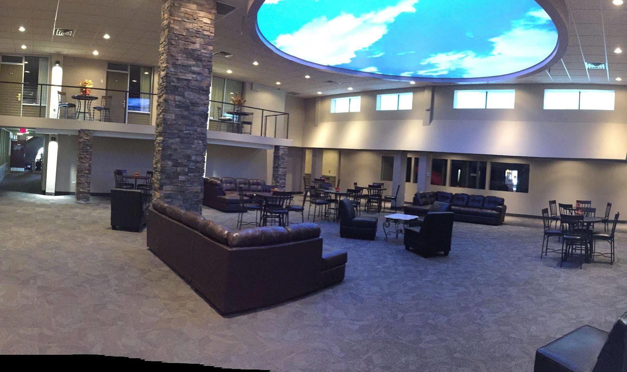 Boarders Inn & Suites By Cobblestone Hotels - Grand Island Exterior foto